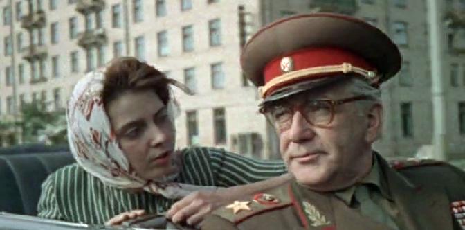 Два воскресенья смотреть