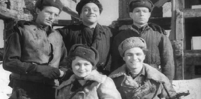 Солдаты смотреть