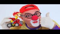 Игрушечная машинка трансформер и клоун Дима - смешные видео для детей