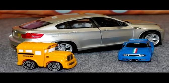 Игрушечные Машинки, гоночная машина, автобус и модель БМВ - выставка автомобилей смотреть