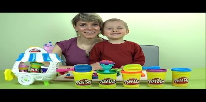 Развивающее видео для детей. Фургончик Play-Doh и малыш Даник с мамой