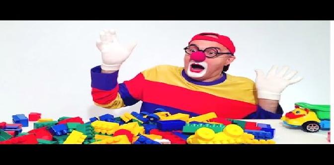 Собираем конструктор LEGO. Грузовичок. Развивающее видео смотреть